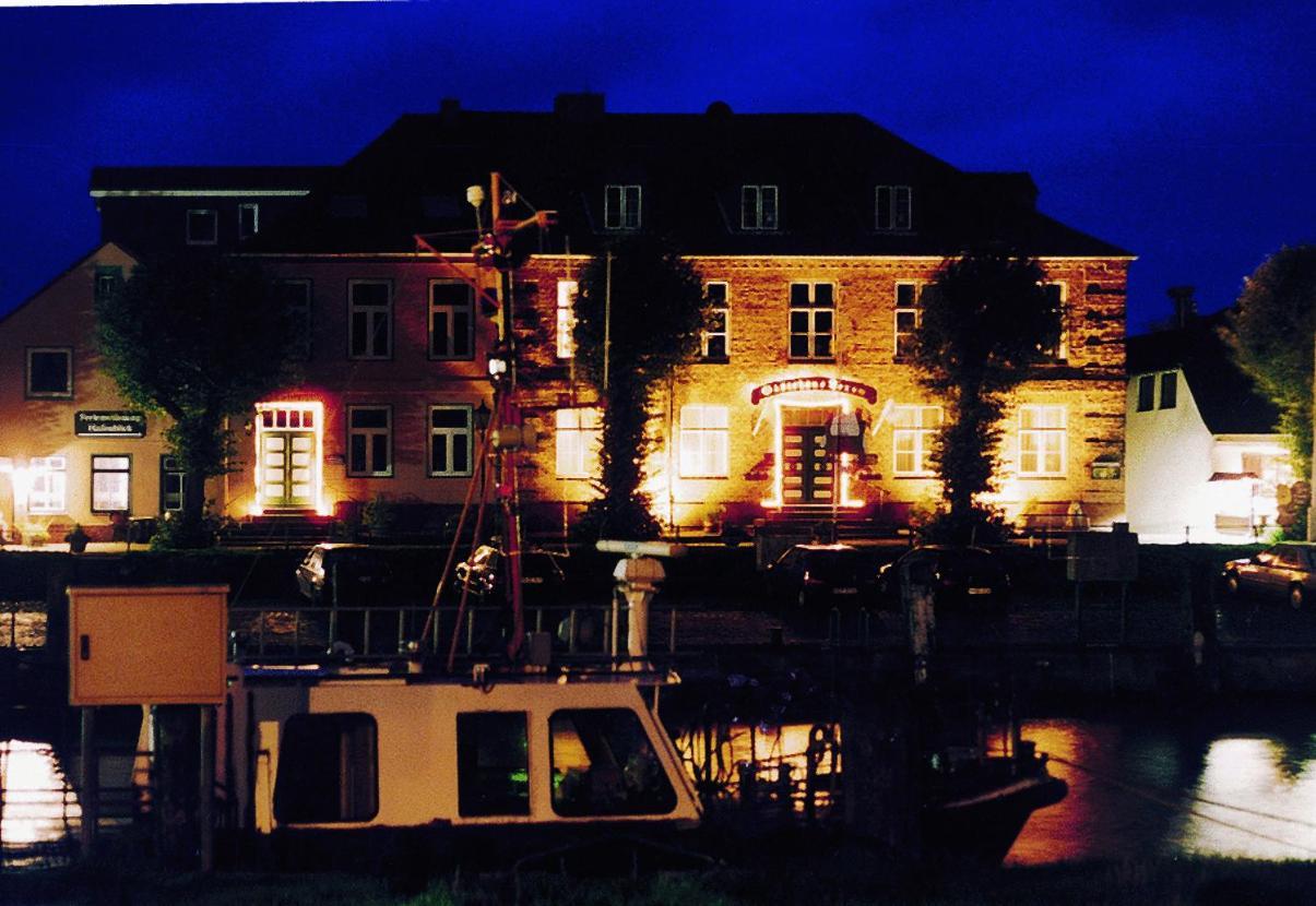 Lexow - Hotel An De Havenkant Tonning Bagian luar foto