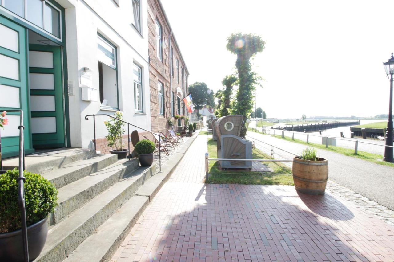Lexow - Hotel An De Havenkant Tonning Bagian luar foto
