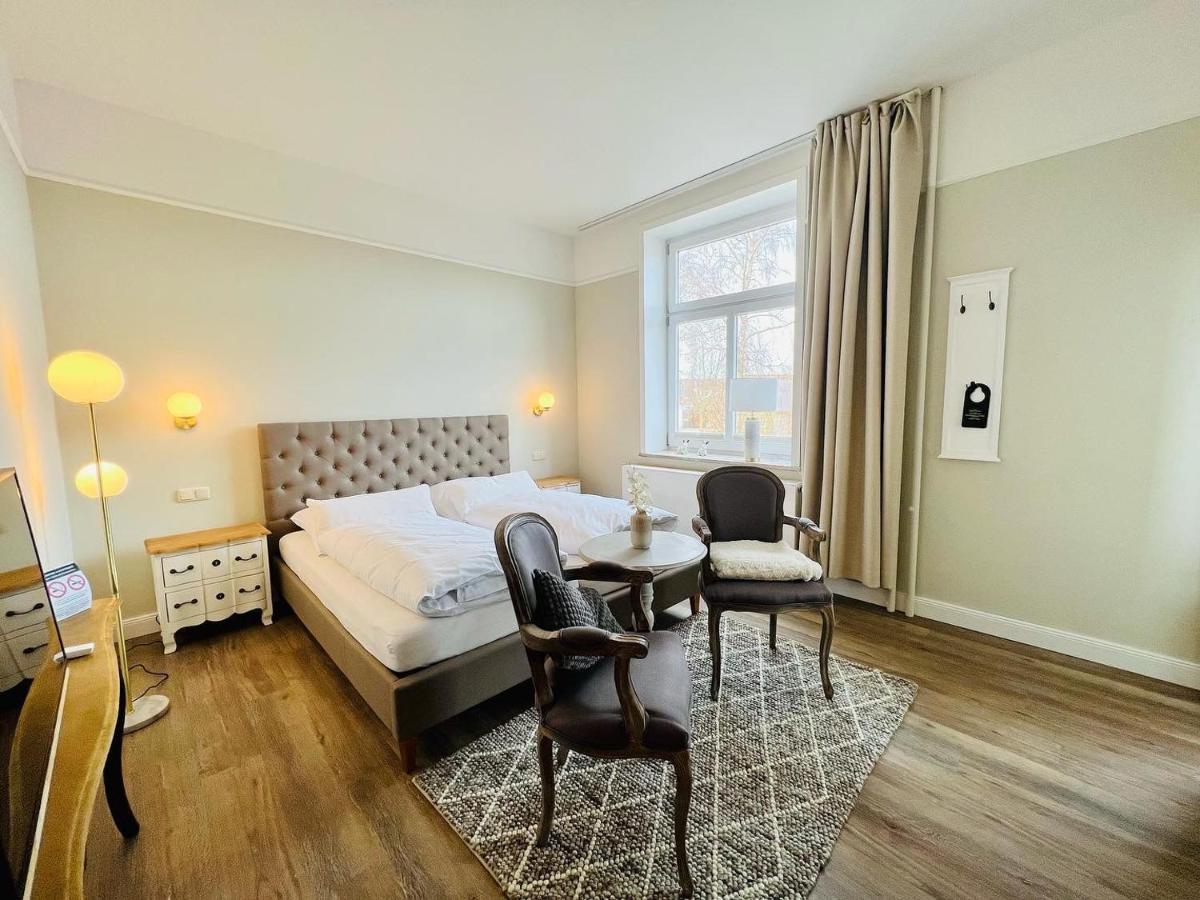 Lexow - Hotel An De Havenkant Tonning Bagian luar foto